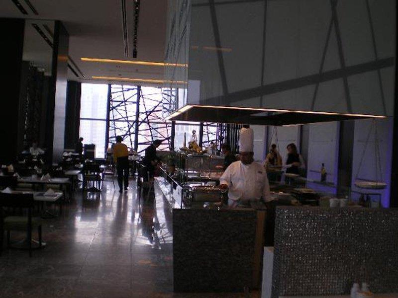 Nina Hotel Tsuen Wan West Hong Kong Luaran gambar The interior of the restaurant